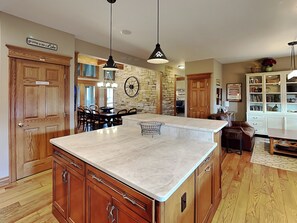 Casa (5 Bedrooms) | Servizio della struttura