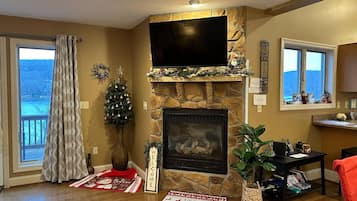 House (3 Bedrooms) | Property amenity