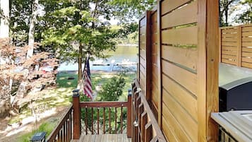 House (4 Bedrooms) | Property amenity