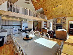 House (4 Bedrooms) | Property amenity
