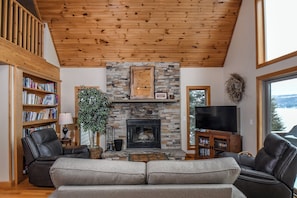 House (4 Bedrooms) | Property amenity
