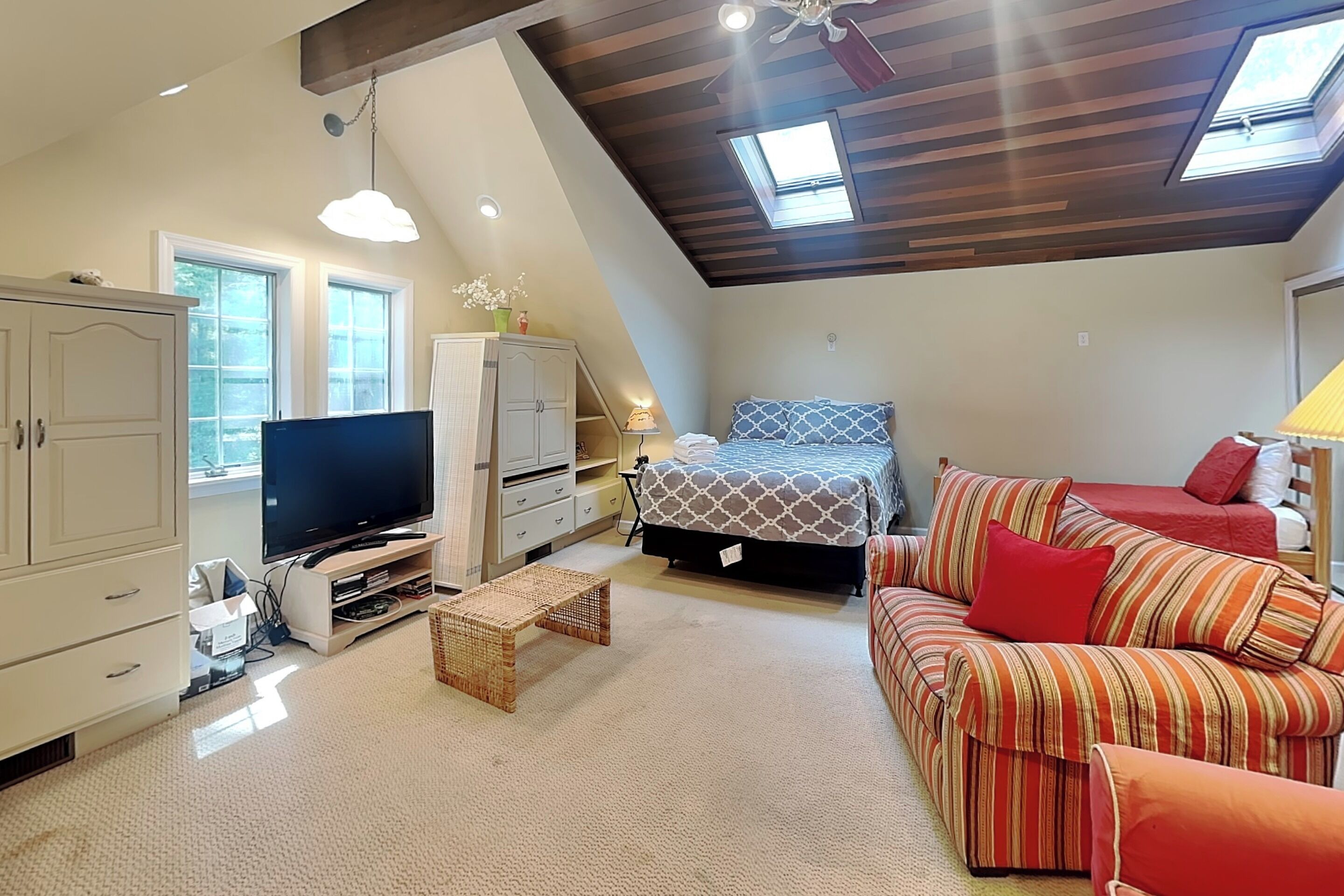 House (4 Bedrooms) | Property amenity
