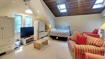 House (4 Bedrooms) | Property amenity
