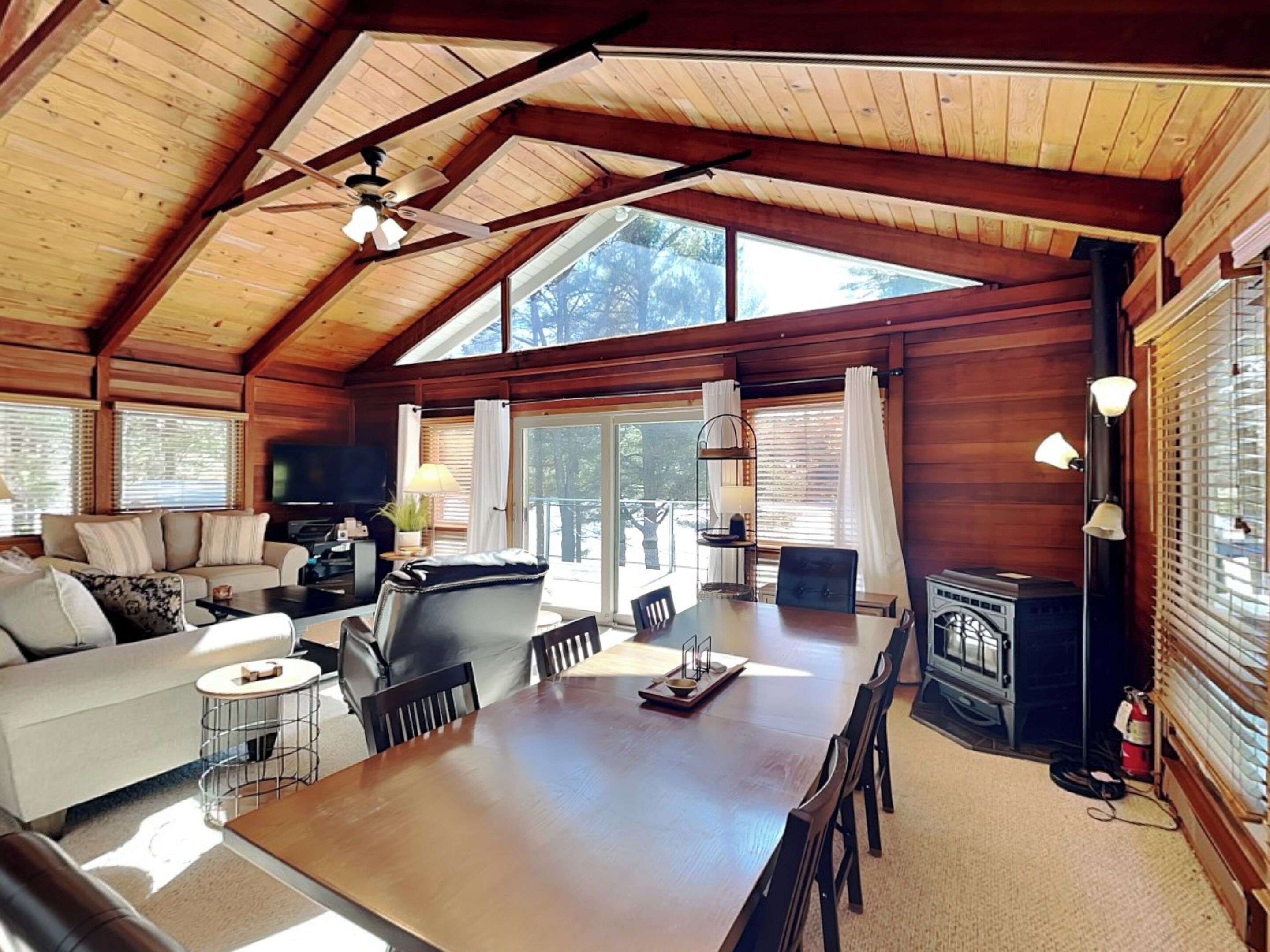 House (3 Bedrooms) | Property amenity