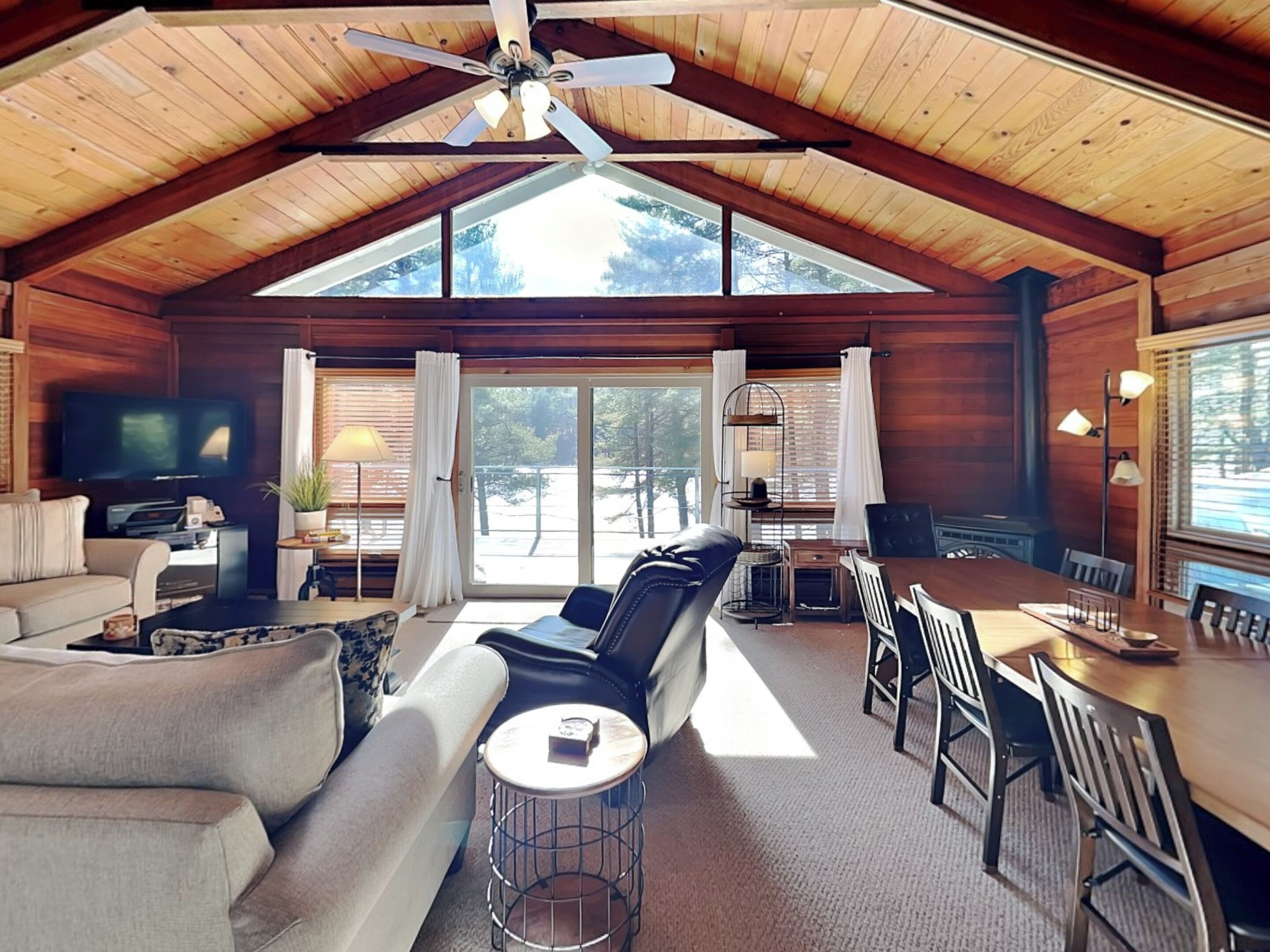 House (3 Bedrooms) | Property amenity