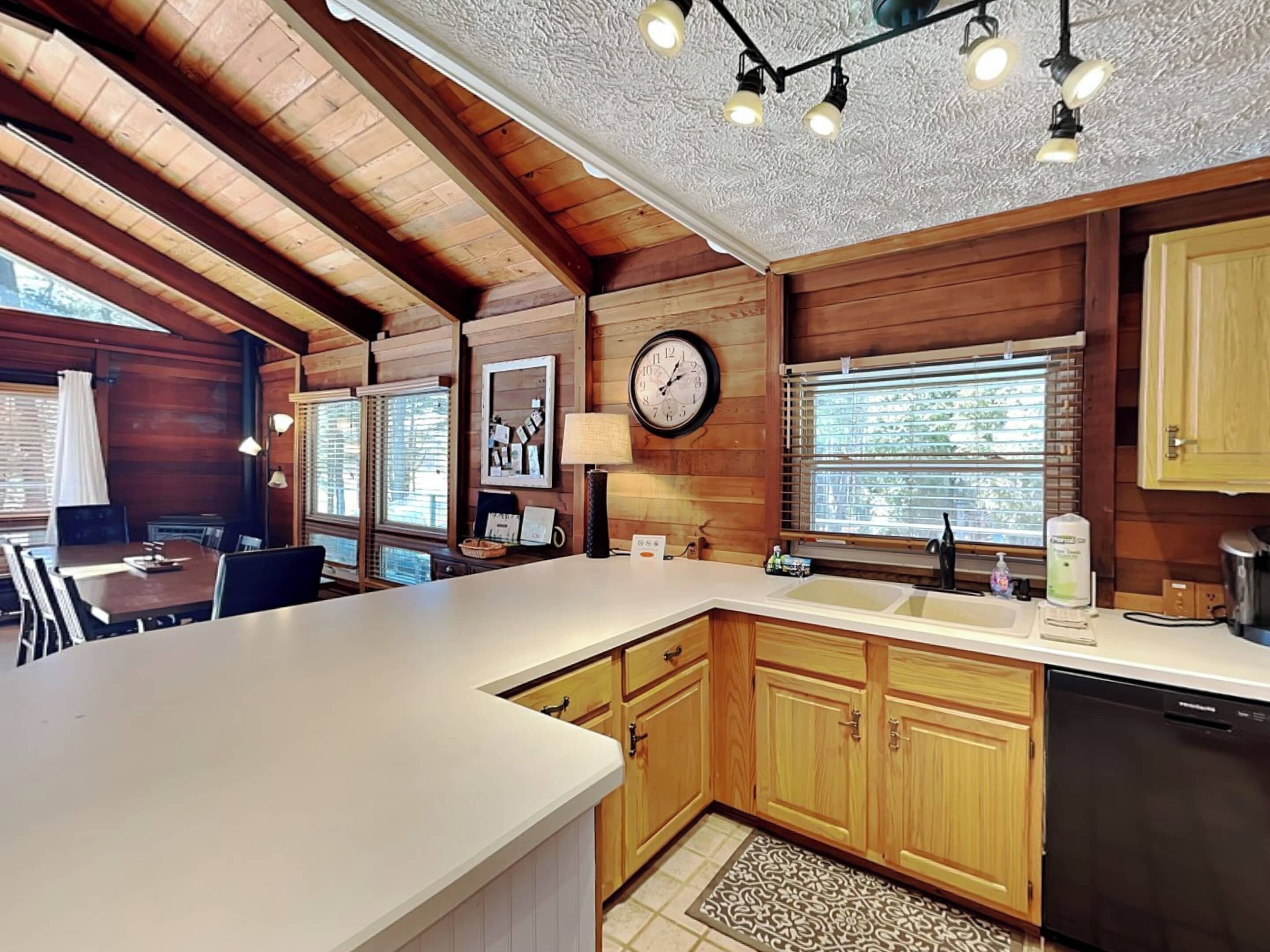 House (3 Bedrooms) | Property amenity