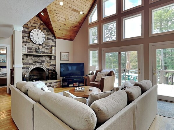 Property amenity - Penn Point Paradise by Taylor Made Deep Creek (Oakland)