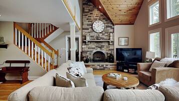 House (4 Bedrooms) | Kemudahan hartanah