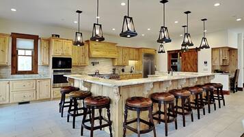 House (Multiple Bedrooms) | Property amenity