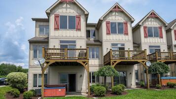 House (4 Bedrooms) | Front of property