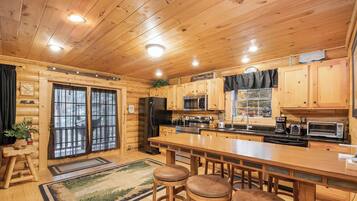 House (3 Bedrooms) | Property amenity