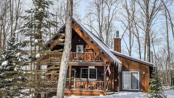 House (3 Bedrooms) | Property amenity
