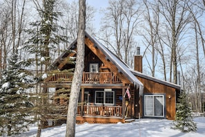 Property amenity - The Mountain Airy by Taylor Made Deep Creek (Oakland)