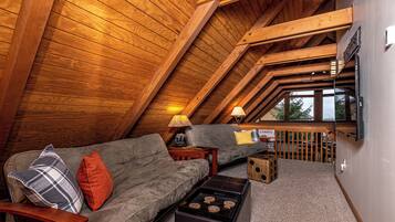 House (3 Bedrooms) | Property amenity