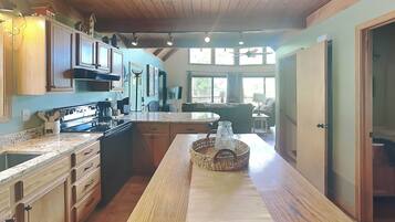 House (3 Bedrooms) | Property amenity
