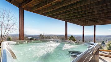 House (3 Bedrooms) | Property amenity