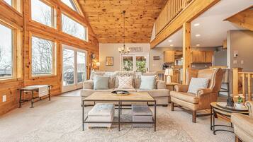 House (5 Bedrooms) | Property amenity