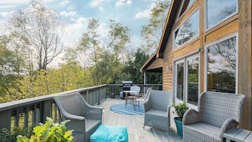 House (5 Bedrooms) | Property amenity