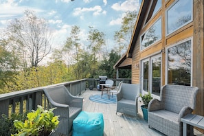 House (5 Bedrooms) | Property amenity