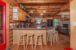 하우스, 침대(여러 개), 온수 욕조 | 다이닝