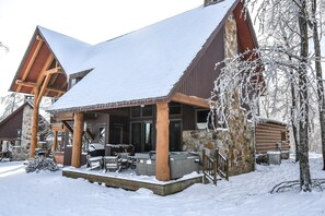 開放式客房 (4 Bedrooms) | 住宿正面