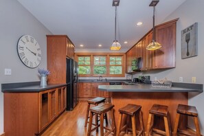 House (4 Bedrooms) | Property amenity - Trailside Tranquility by Taylor Made Deep Creek (Oakland)