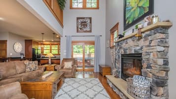 House (4 Bedrooms) | Property amenity