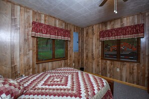 Casa, varias camas, chimenea | 2 habitaciones, decoración personalizada y muebles diferentes 