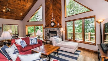 House (4 Bedrooms) | Property amenity