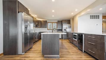 House (Multiple Bedrooms) | Property amenity
