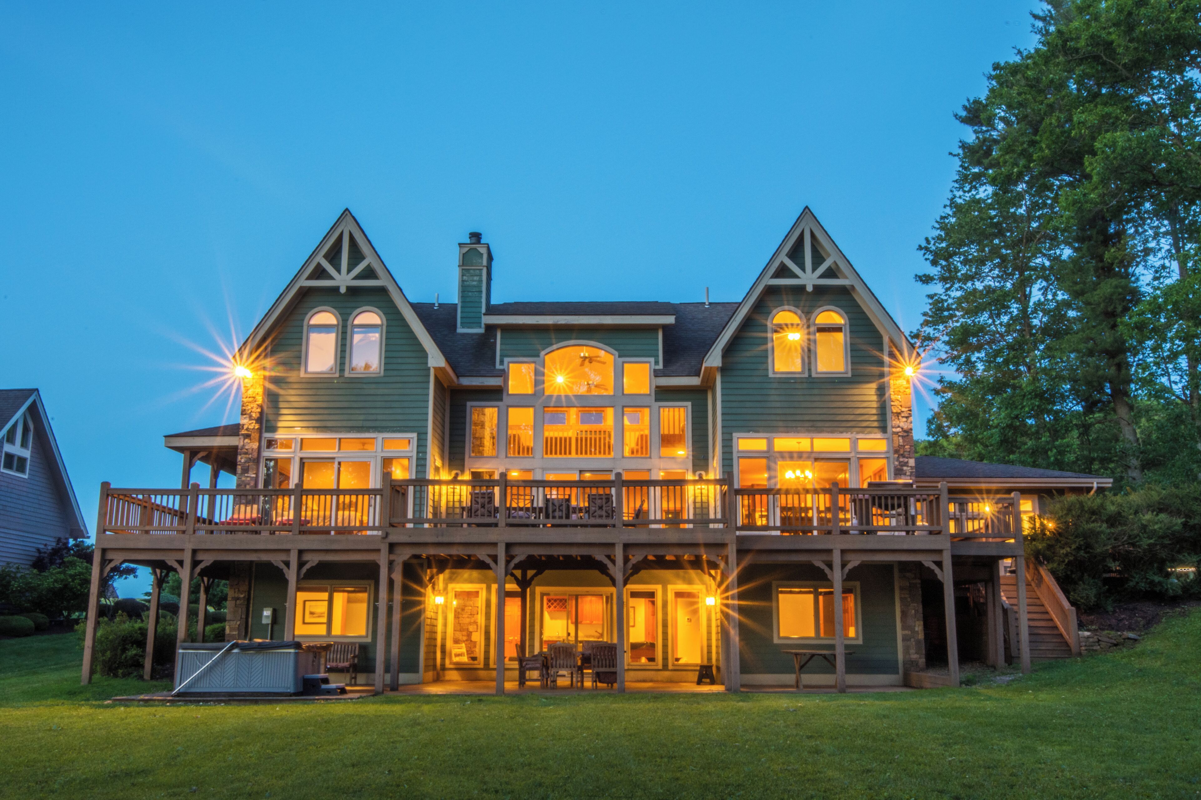 المنشأة من الخارج