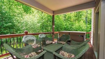 House (3 Bedrooms) | Property amenity