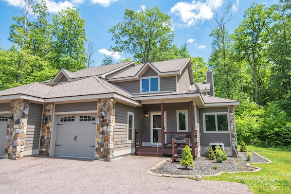 House (3 Bedrooms) | Property amenity