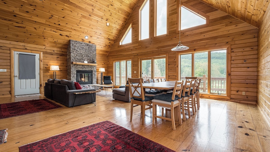 Valley Lodge