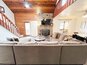 House (3 Bedrooms) | Property amenity