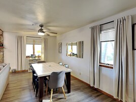 House (3 Bedrooms) | Property amenity