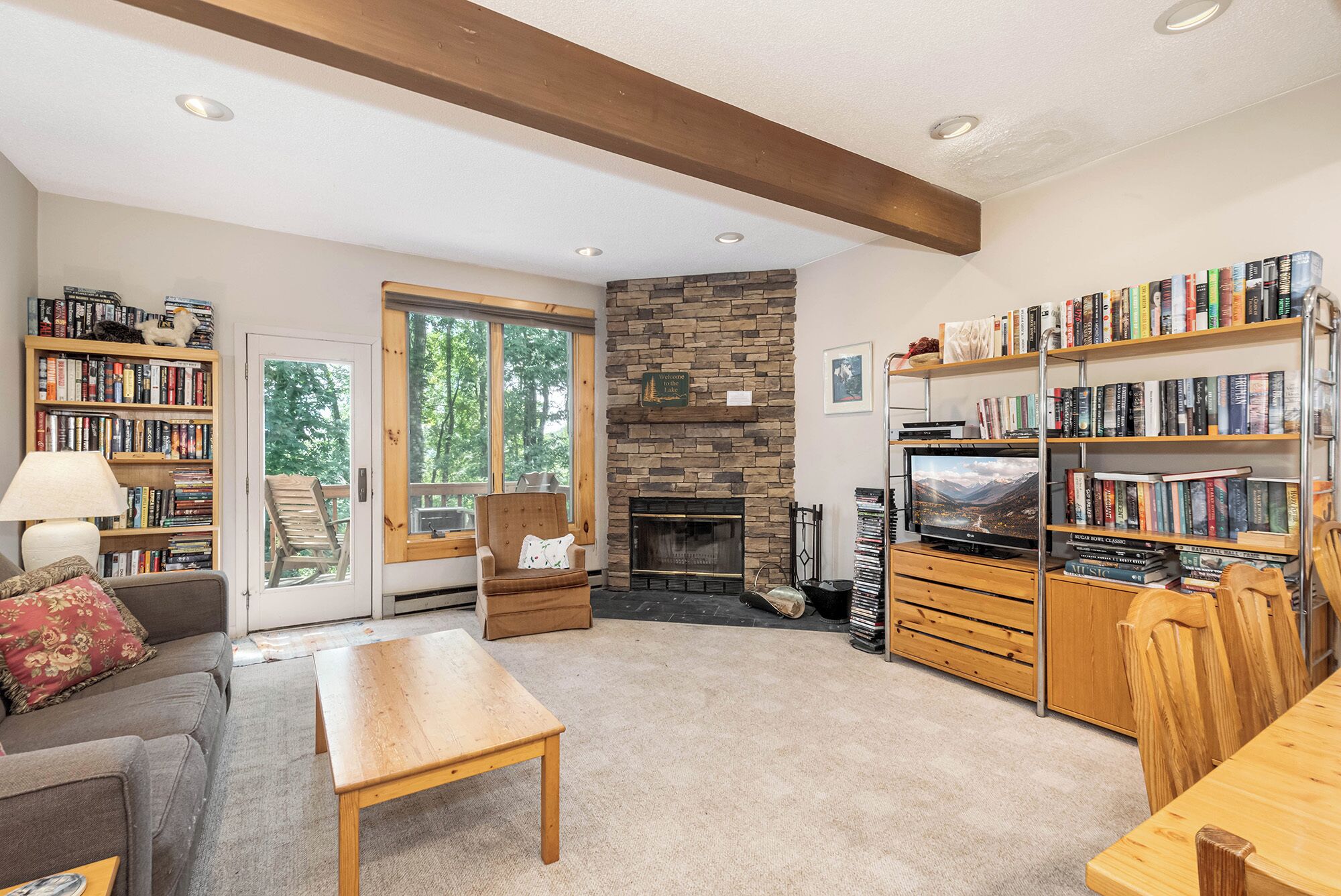 Studio (2 Bedrooms) | Front of property