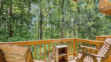 Studio (2 Bedrooms) | Property amenity