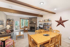 Estudio (2 Bedrooms) | Servicio de la propiedad