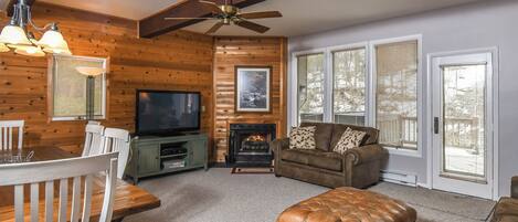 Televisión, chimenea