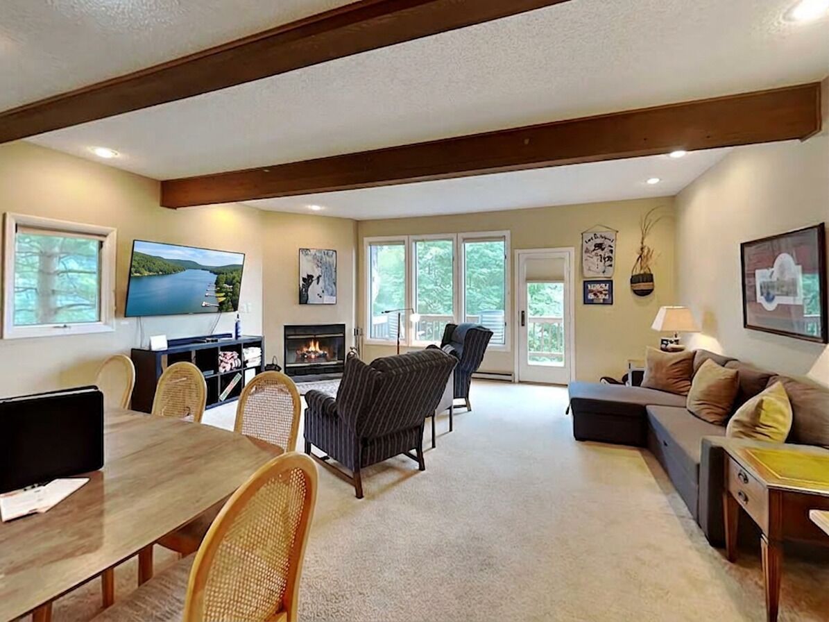 Studio (2 Bedrooms) | Front of property