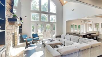 House (Multiple Bedrooms) | Property amenity