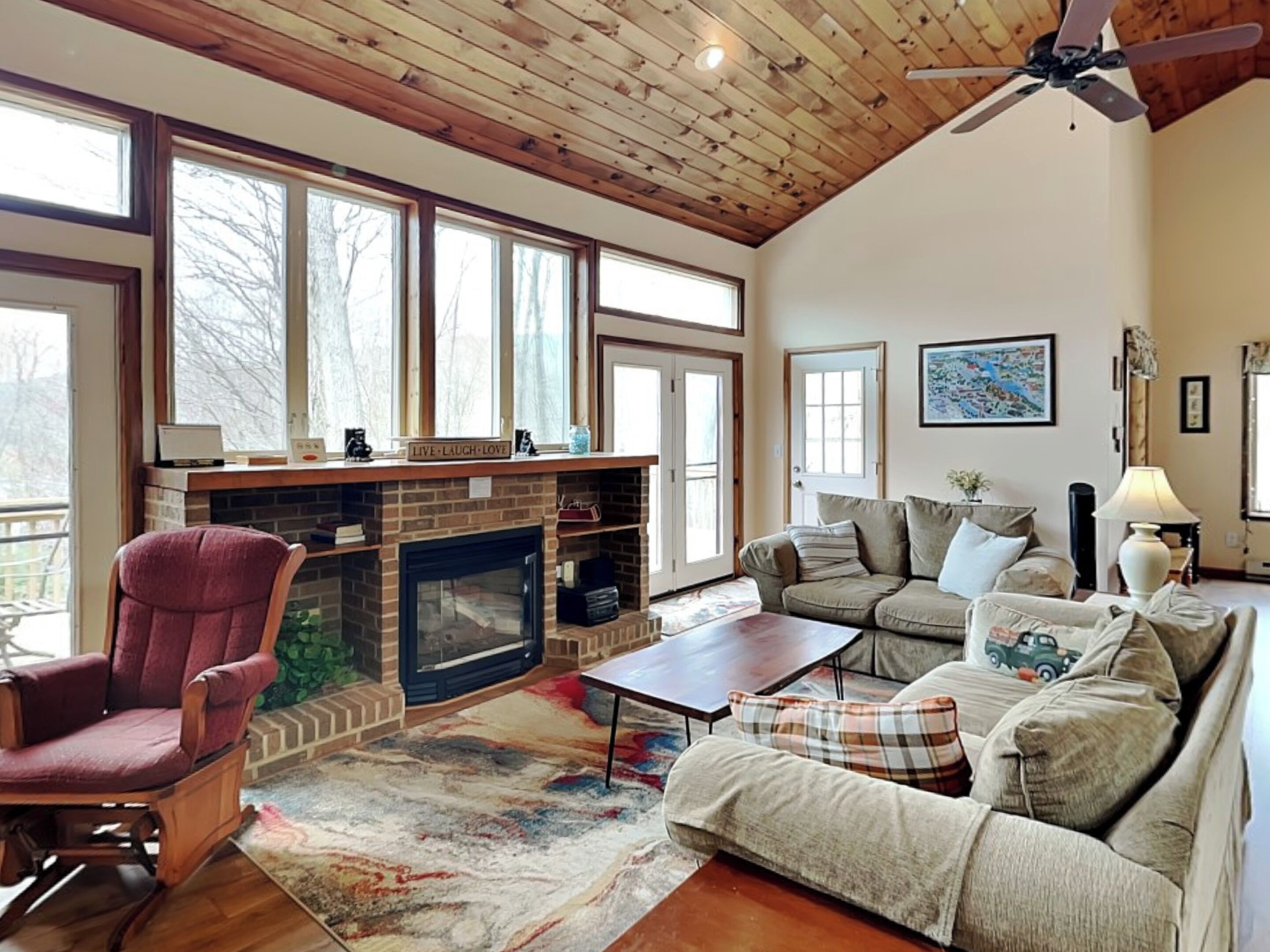 House (4 Bedrooms) | Property amenity