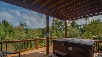 House (5 Bedrooms) | Property amenity