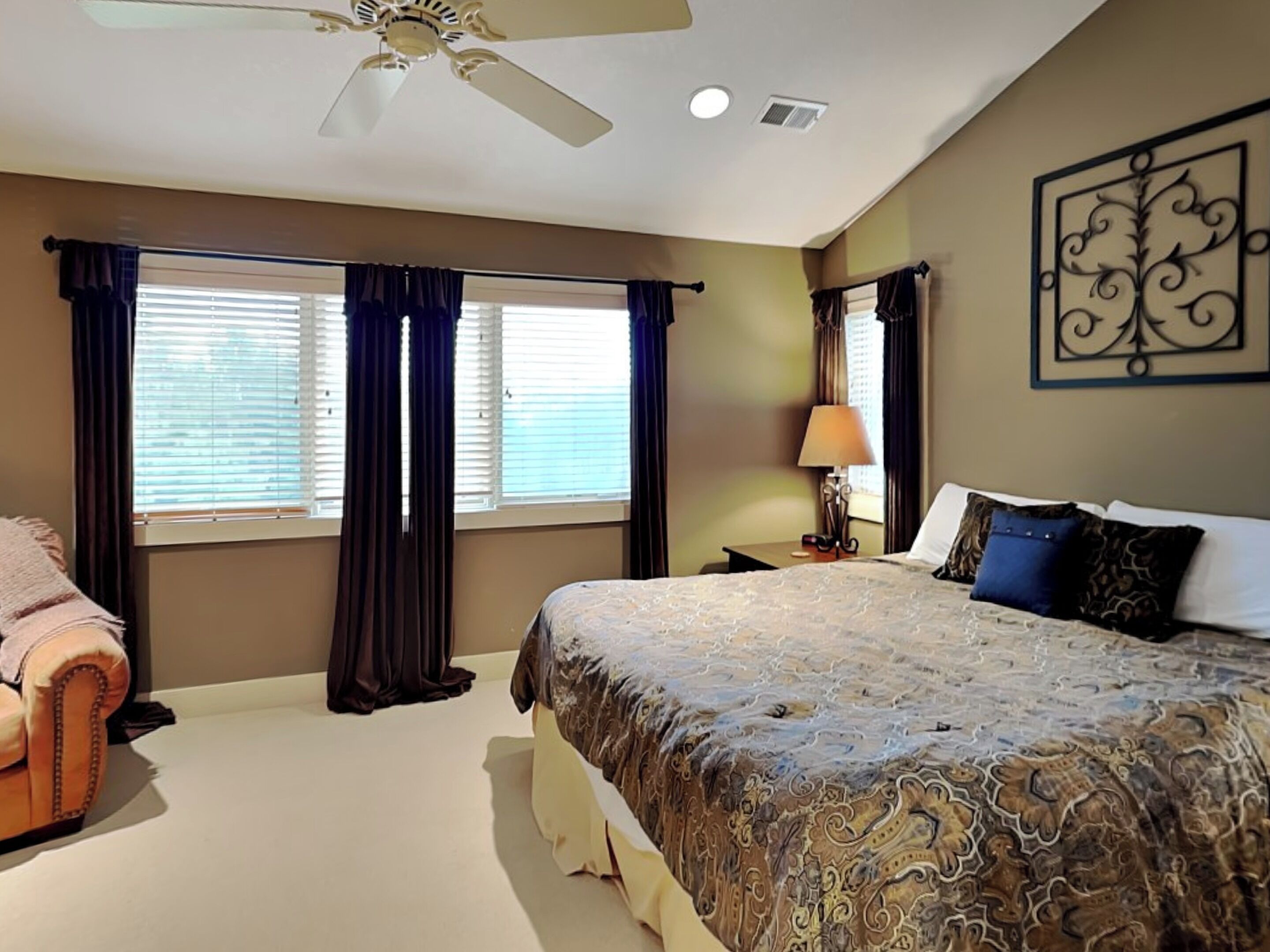 House (5 Bedrooms) | Property amenity