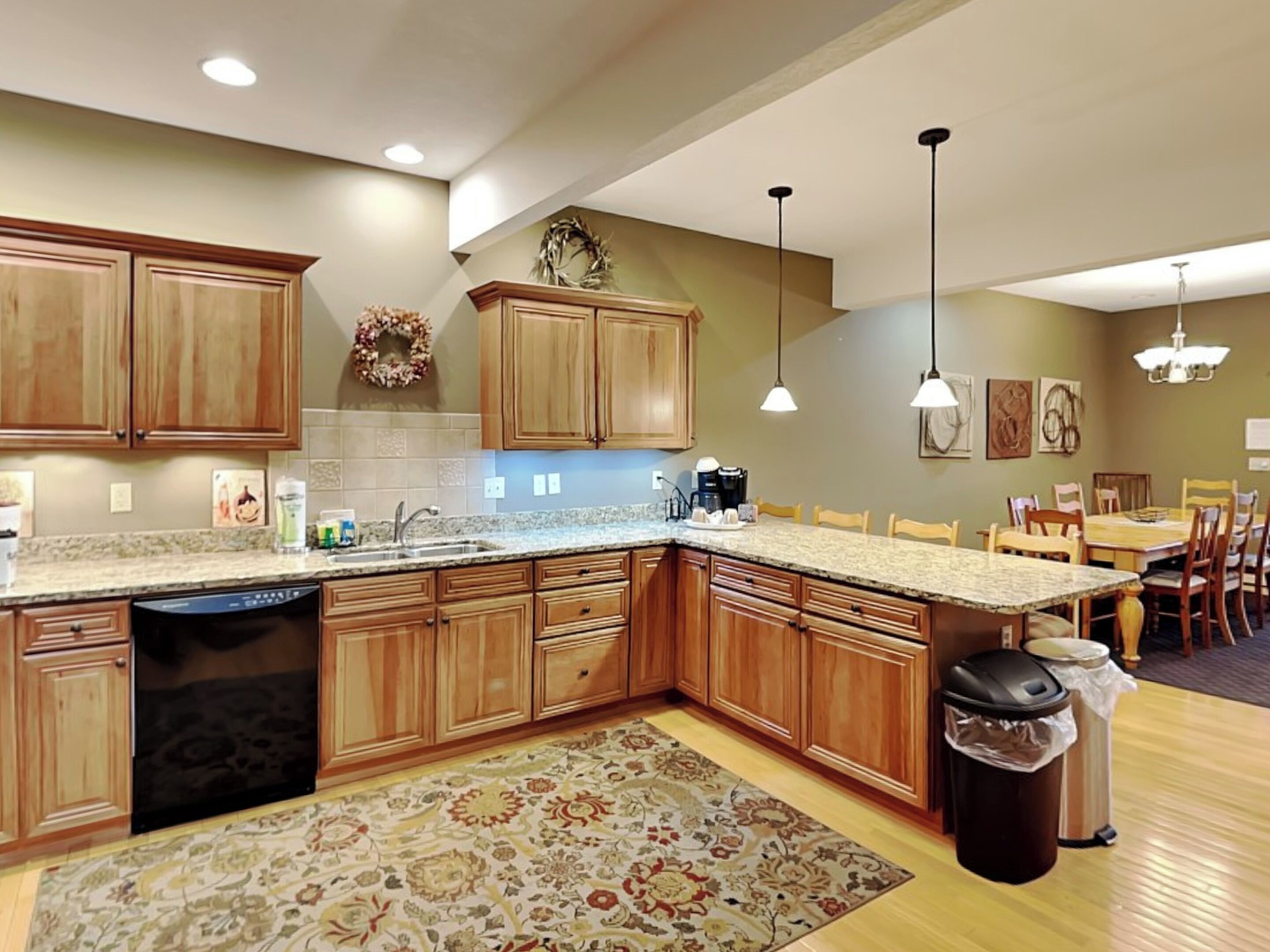 House (5 Bedrooms) | Property amenity