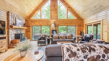 House (6 Bedrooms) | Front of property