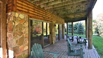 House (6 Bedrooms) | Property amenity