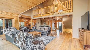 House (6 Bedrooms) | Property amenity