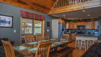 House (4 Bedrooms) | Property amenity